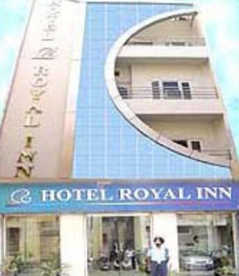 Royal Hotel *